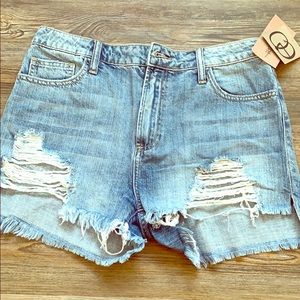 NEW WITH TAGS: Emmer and Oat High Rise Jean Shorts